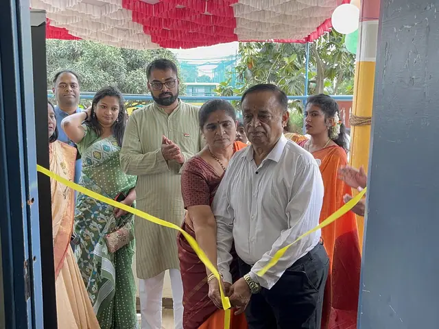 Ribbon-cutting at the doorway of the blood donation examination room
